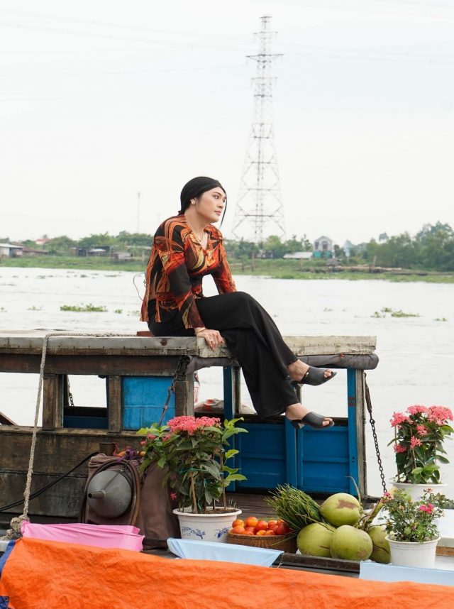 vo dang khoa as a mekong delta girl