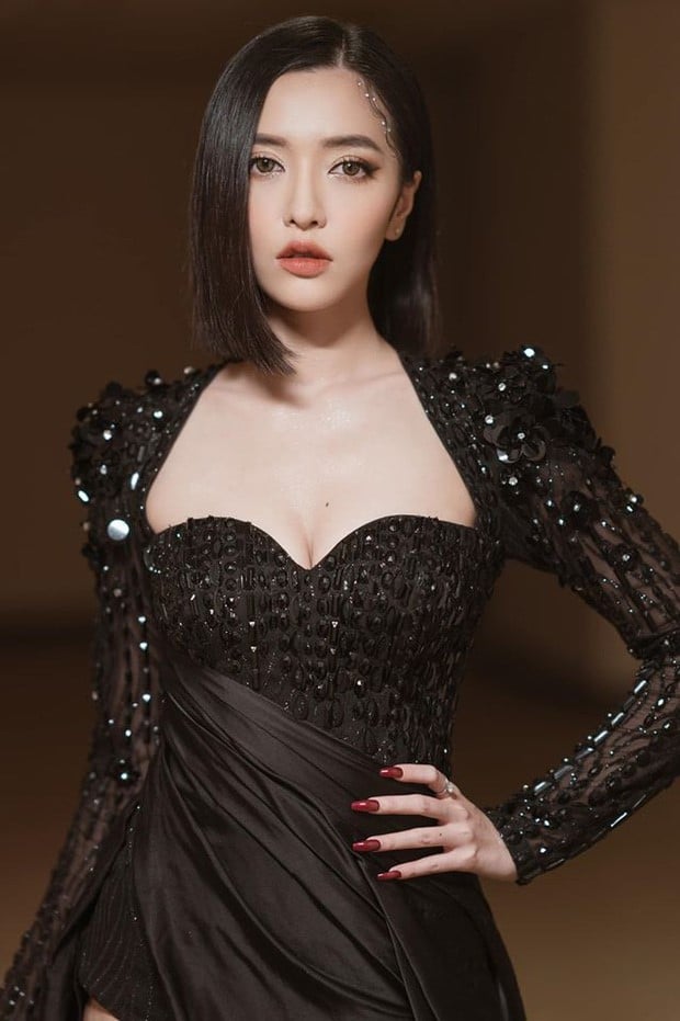 bich phuong black dress