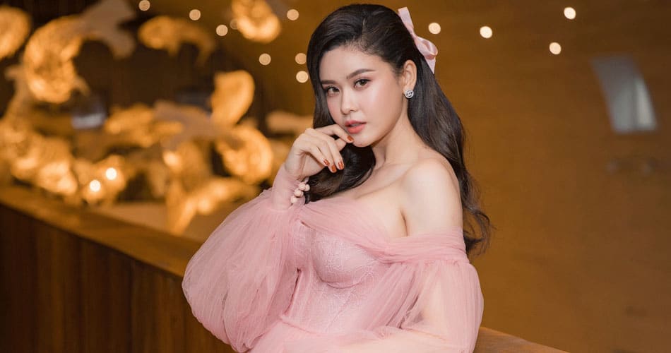 https://www.vpopwire.com/wp-content/uploads/2020/02/danh-ca-thanh-xuan-cho-1-nguoi-truong-quynh-anh-vpop-mv.jpg