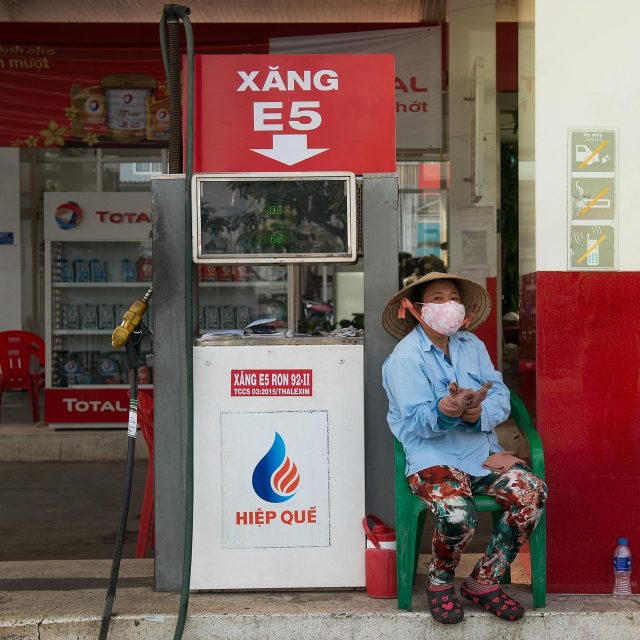 motorbike gas in vietnam