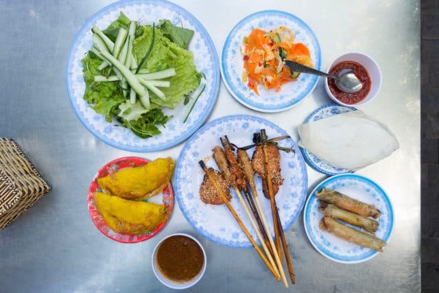 vietnamese food hoi an