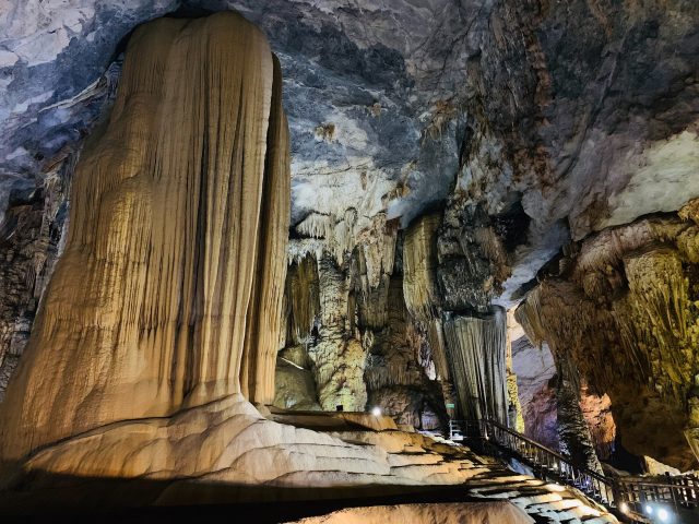 cave in quang binh
