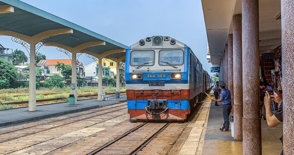 https://www.vpopwire.com/wp-content/uploads/2024/05/Comparing-Vietnam-rail-travel-packages.jpg